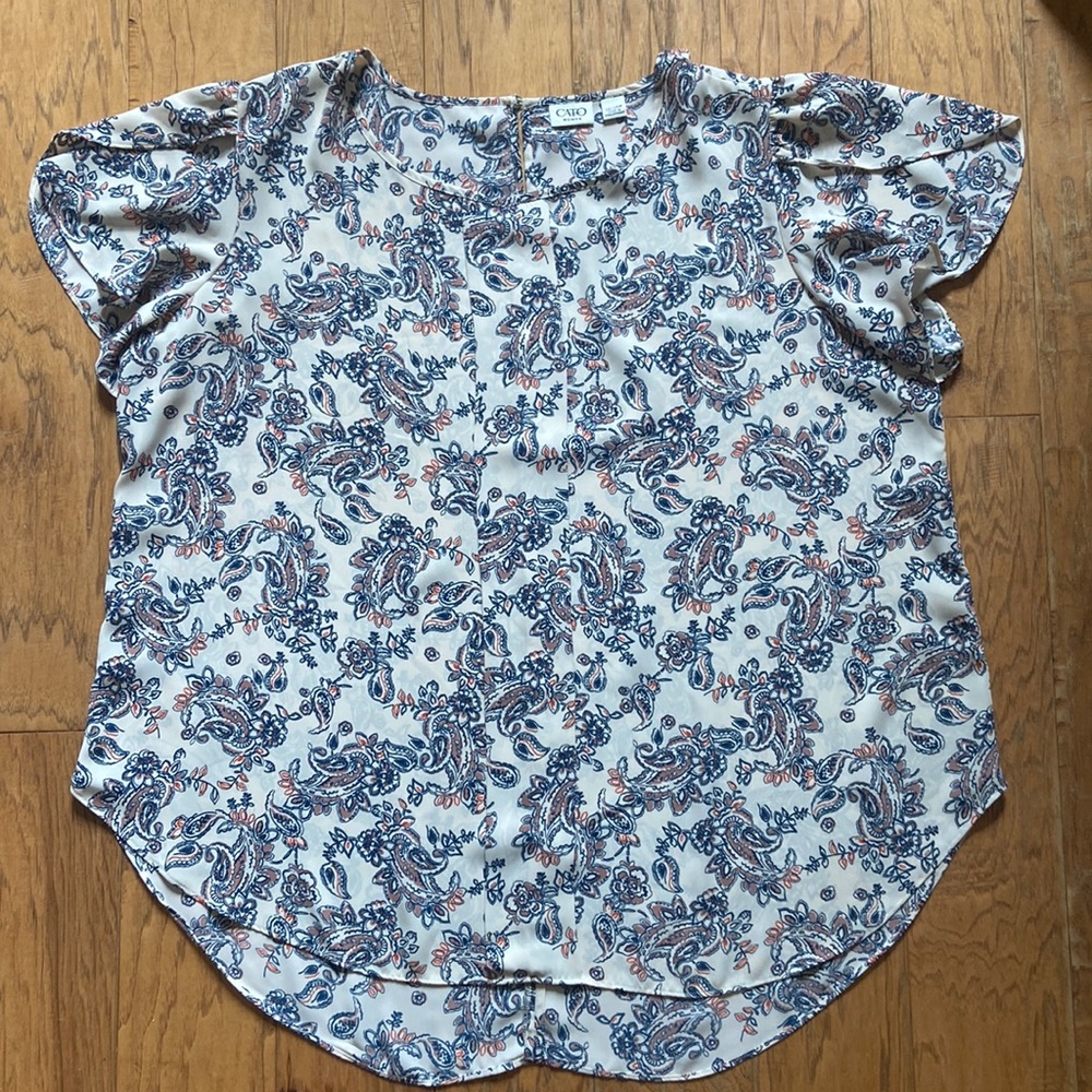 Womens size 22/24W top from Cato